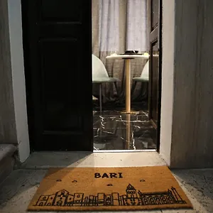 The Marble House Apartment